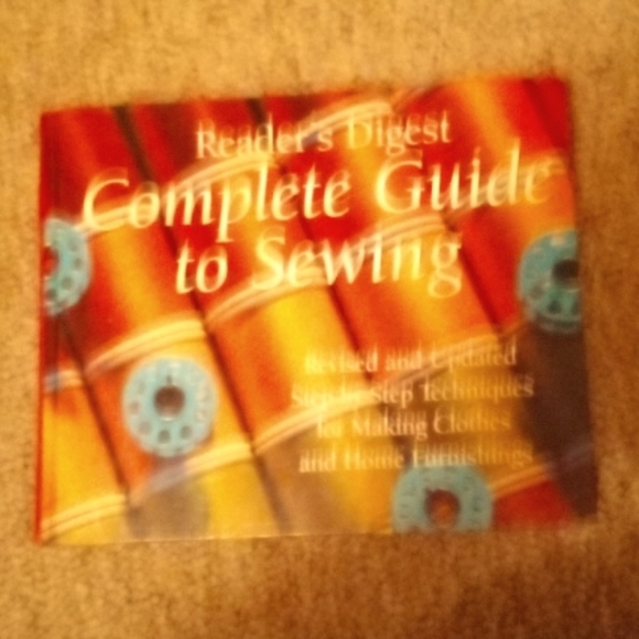 Reader's Digest Complete Guide to Sewing. Revised and updated Step-by-step. - Picture 1 of 2